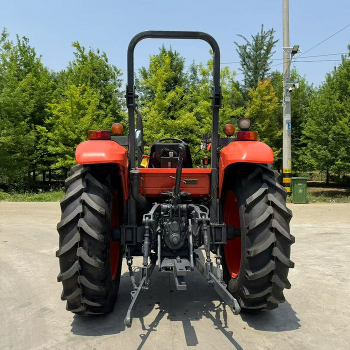 Second Hand Used Kubota M704k Tractor