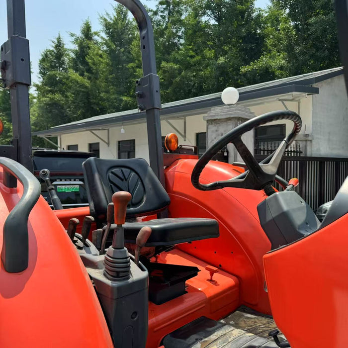 Second Hand Used Kubota M704k Tractor